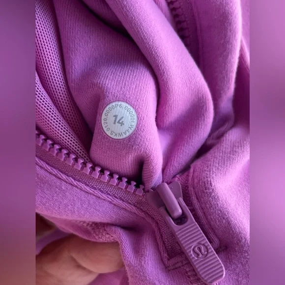 🍒LULULEMON DEFINE Jacket sz 14 MAGENTA GLOW PINK *LUON ~ Rare Size/Color! - Picture 4 of 4